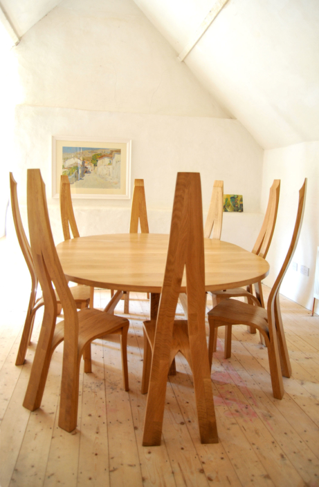 Oval Table & Chairs